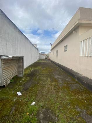 Casa com 4 quartos no bairro Serrano em Itabaiana