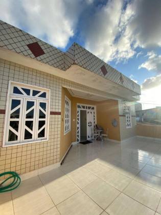 Casa com 3 quartos, 1 suíte, e muito mais! No bairro Serrano em Itabaiana