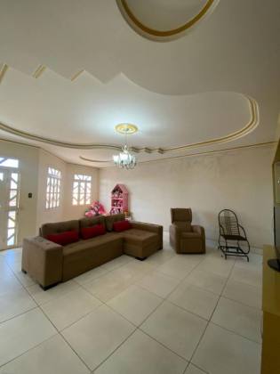 Casa com 3 quartos, 1 suíte, e muito mais! No bairro Serrano em Itabaiana