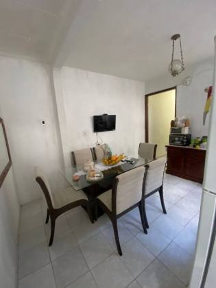 Casa ideal para famílias grandes com 5 quartos, 3 suítes, e muito mais! No bairro Serrano em Itabaiana