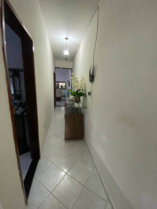 Casa ideal para famílias grandes com 5 quartos, 3 suítes, e muito mais! No bairro Serrano em Itabaiana