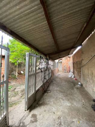 Casa com ótima localização no Centro de Itabaiana