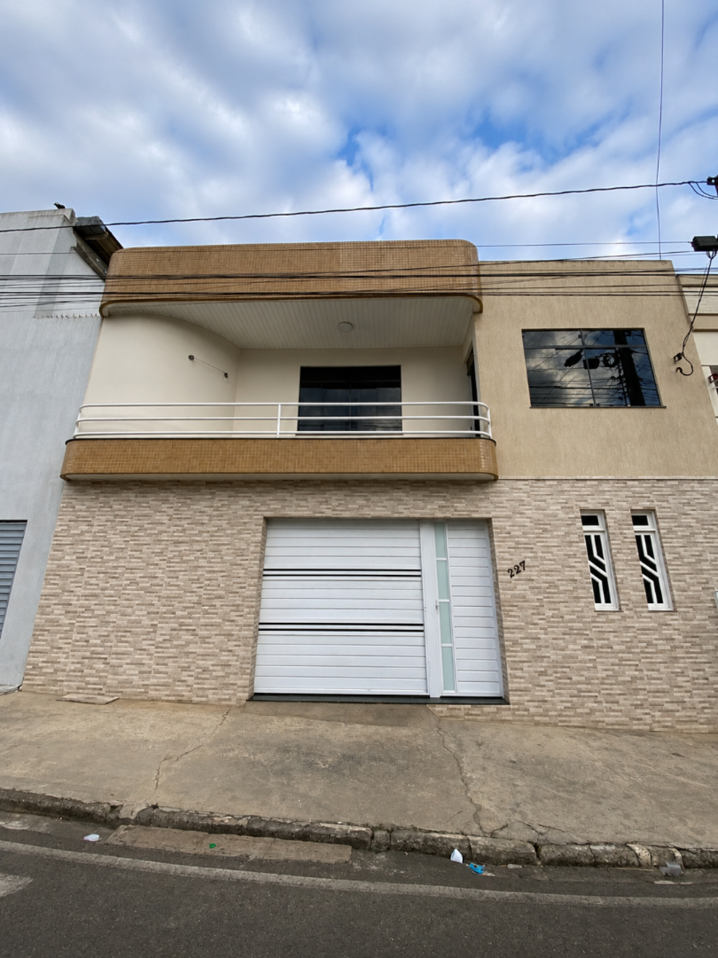 Casa Ampla e confortável para alugar com 4 quartos, 2 suítes, e muito mais! No bairro Marianga (Chiara) em Itabaiana