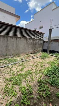 Casa em construção com 4 quartos, 1 suíte, e muito mais! No bairro Anízio Amâncio de Oliveira(Condomínio Chiara) em Itabaiana