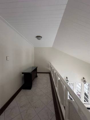 Casa de alto padrão e ótima localização no Centro de Itabaiana