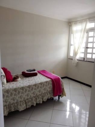 Casa sofisticada e mobiliada, com 6 quartos, 5 banheiros, 4 vagas de garagem, e muito mais! No bairro Serrano em Itabaiana