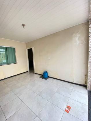 Casa financiável com ótima localização no Centro de Itabaiana
