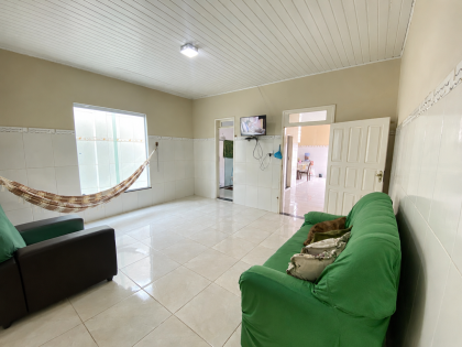 Casa financiável com ótima localização no Centro de Itabaiana