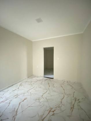 Casa Nova, ampla, e financiável! No bairro São Cristovão próximo a spazio