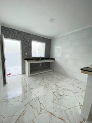 Casa Nova, ampla, e financiável! No bairro São Cristovão próximo a spazio