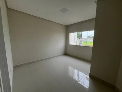 Casa no condomínio Portal do Lago com 3 quartos, 1 suíte, e piscina! No bairro Bananeira em Itabaiana