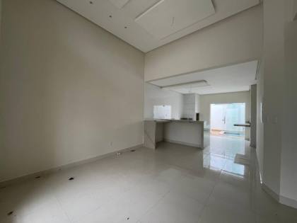 Casa no condomínio Portal do Lago com 3 quartos, 1 suíte, e piscina! No bairro Bananeira em Itabaiana