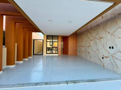 Alto Padrão e Exclusividade no Condomínio Santo Antônio! Casa de 3 Quartos com Closet