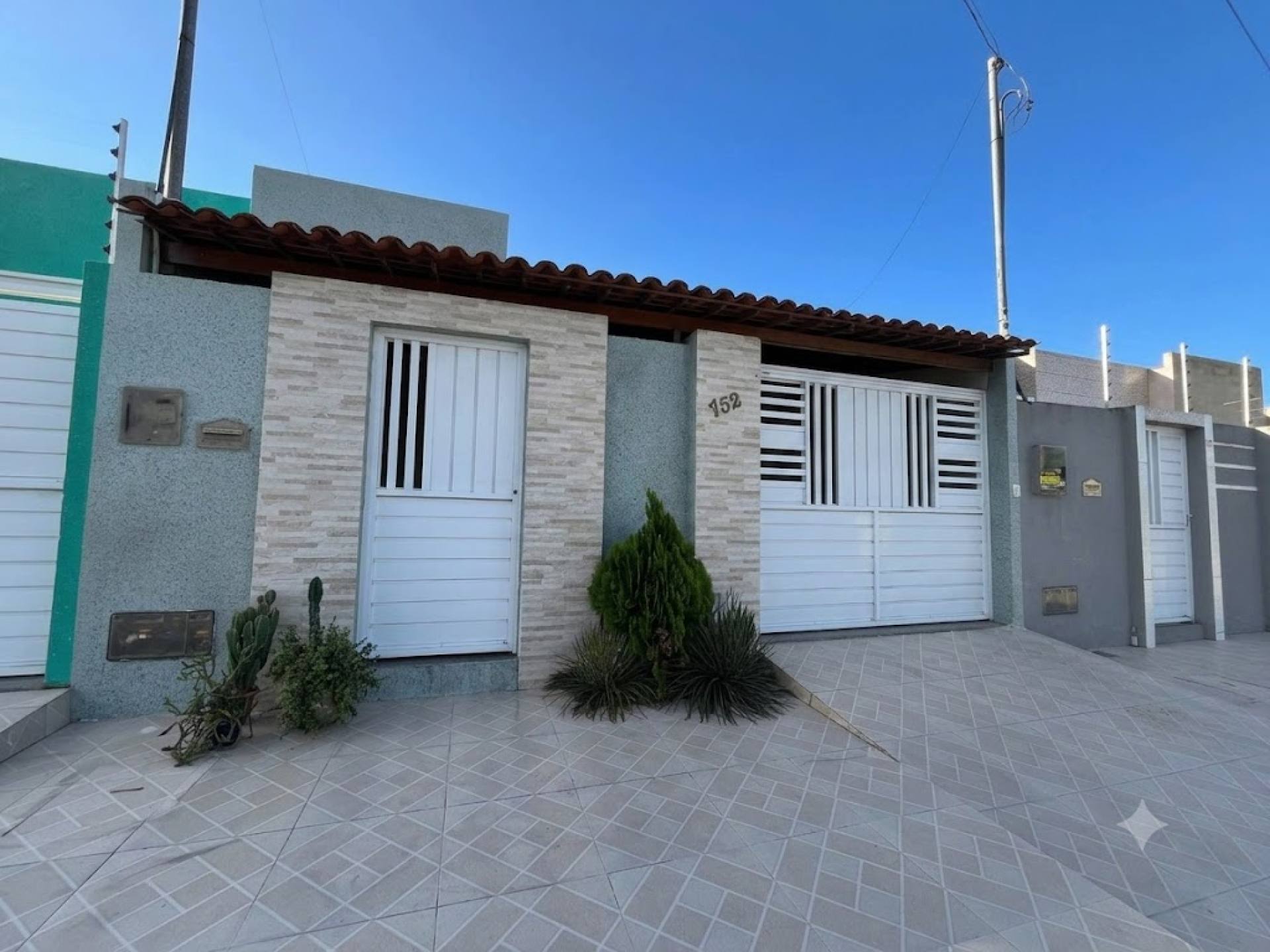 Casa ampla e confortável, com 3 quartos, 1 suíte, e muito mais! no bairro