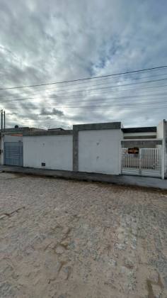 Casa financiável, com 3 quartos, 1 suíte, e muito mais! no bairro Sitio Porto em Itabaiana.