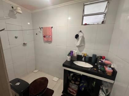 Casa Mobiliada, com 4 quartos, 3 banheiros, e 1 suíte. No bairro Rotary Club, próximo a panificação Peti preço