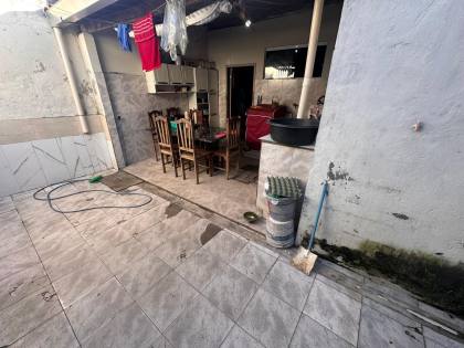 Casa Mobiliada, com 4 quartos, 3 banheiros, e 1 suíte. No bairro Rotary Club, próximo a panificação Peti preço