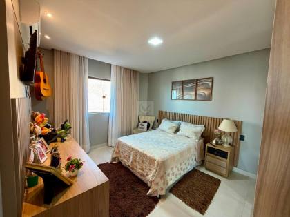 Duplex de Alto Padrão no Condomínio Leonardo da Vinci
