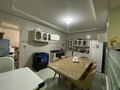Imóvel super bem localizado, próximo ao CTP, Colégio Arco-Íris e Atakarejo.