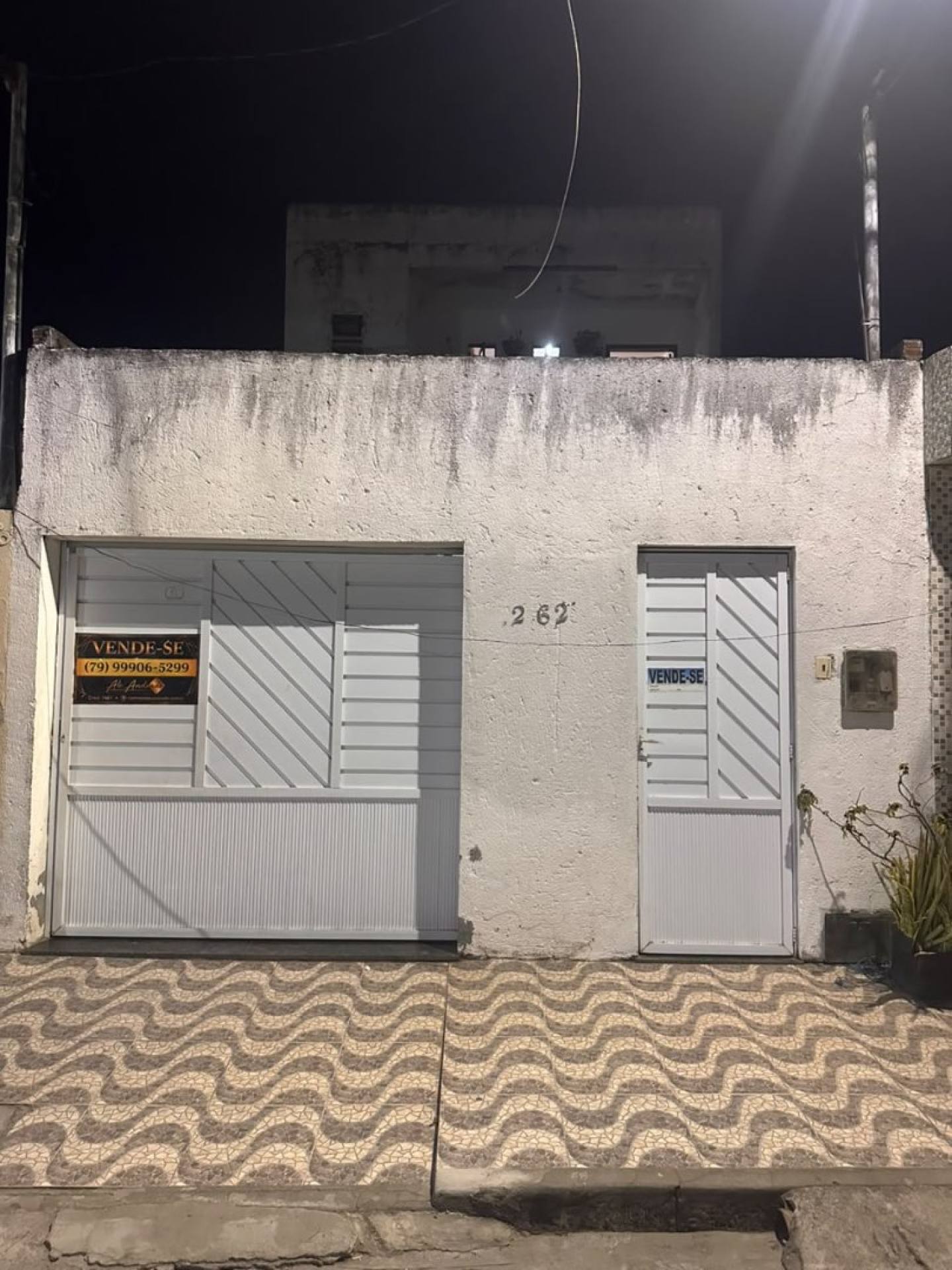 Imóvel com 2 pavimentos, 4 quartos, 3 suítes e muito mais! No Sitio Porto próximo a Gubiraba