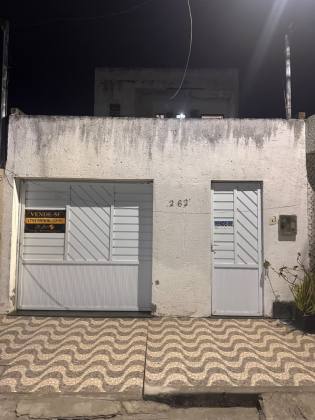 Imóvel com 2 pavimentos, 4 quartos, 3 suítes e muito mais! No Sitio Porto próximo a Gubiraba