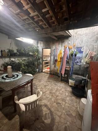 Imóvel com 2 pavimentos, 4 quartos, 3 suítes e muito mais! No Sitio Porto próximo a Gubiraba