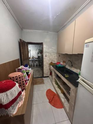 Imóvel com 2 pavimentos, 4 quartos, 3 suítes e muito mais! No Sitio Porto próximo a Gubiraba