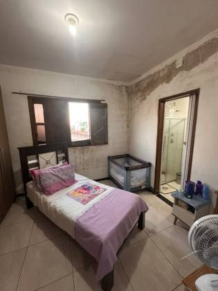 Imóvel com 2 pavimentos, 4 quartos, 3 suítes e muito mais! No Sitio Porto próximo a Gubiraba