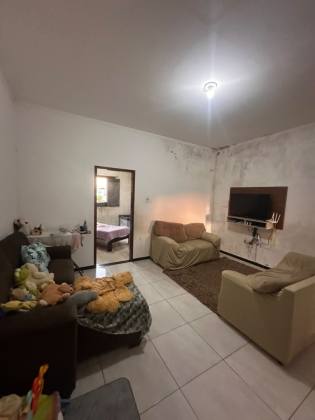 Imóvel com 2 pavimentos, 4 quartos, 3 suítes e muito mais! No Sitio Porto próximo a Gubiraba
