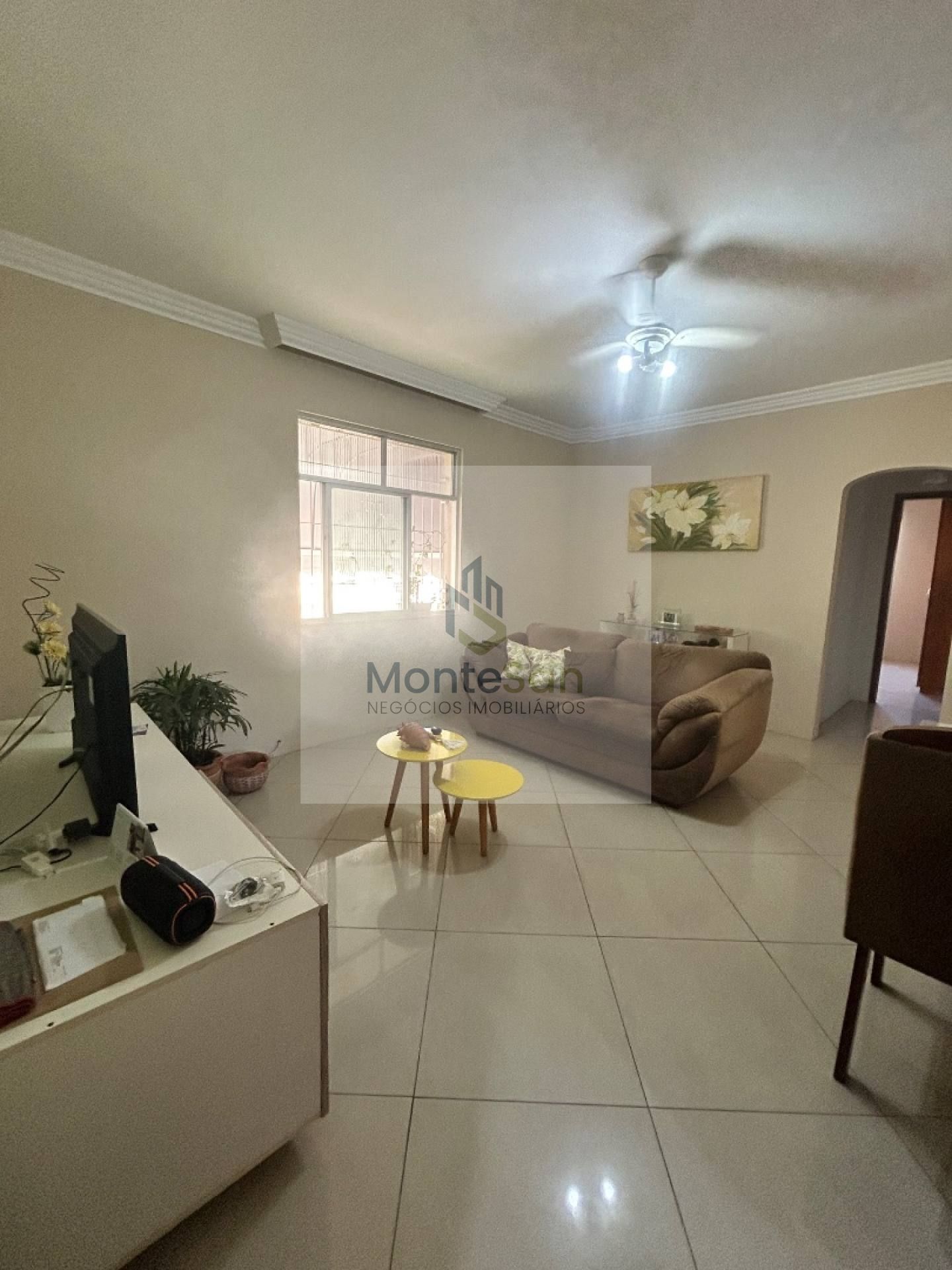 Apartamento 2/4 com suíte