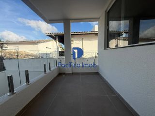Casa com 3 Quartos e 1 Suíte à Venda no Antares, Maceió