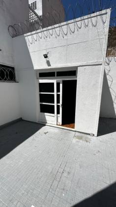 Casa no Centro com excelente potencial comercial e residencial