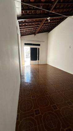 Casa no Centro com excelente potencial comercial e residencial