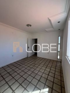 Casa Ampla com excelente potencial comercial e residencial - Aeroporto