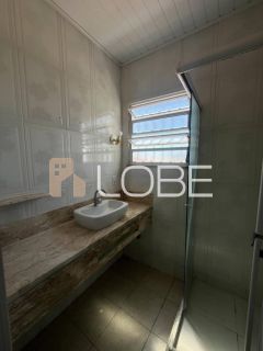 Casa Ampla com excelente potencial comercial e residencial - Aeroporto
