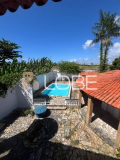 Casa Ampla com excelente potencial comercial e residencial - Aeroporto