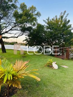 Casa de Alto Padrão no Condomínio Melício Machado - Aruana