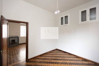 Casa Comercial com Terreno bairro Mercês