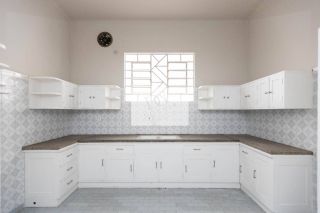 Casa Comercial com Terreno bairro Mercês