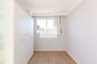 Sobrado em condomínio fechado no Vista Alegre