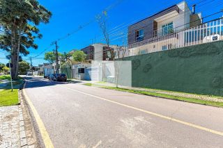 Sobrado em condomínio fechado no Vista Alegre