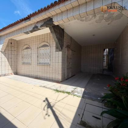 Casa à Venda no Santa Lúcia