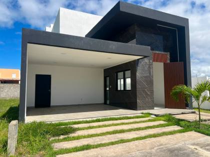 Casa à venda no condomínio sol e praia
