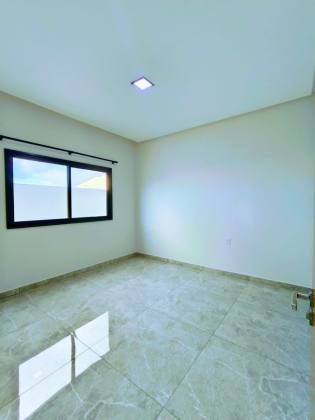Casa Térrea Nova à Venda – Condomínio Villaredo Rio