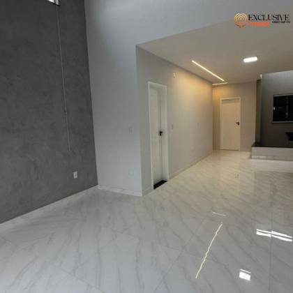 Casa à Venda – Luar da Barra