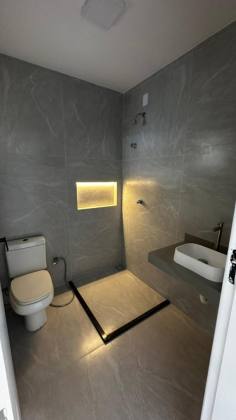 Casa à Venda – Luar da Barra