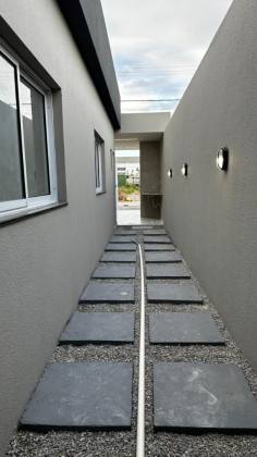 Casa à Venda – Luar da Barra
