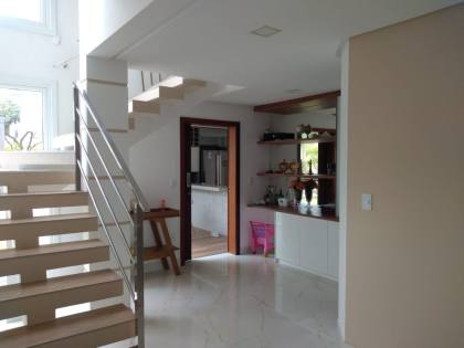 CASA Á VENDA – CONDOMÍNIO MAIKAI