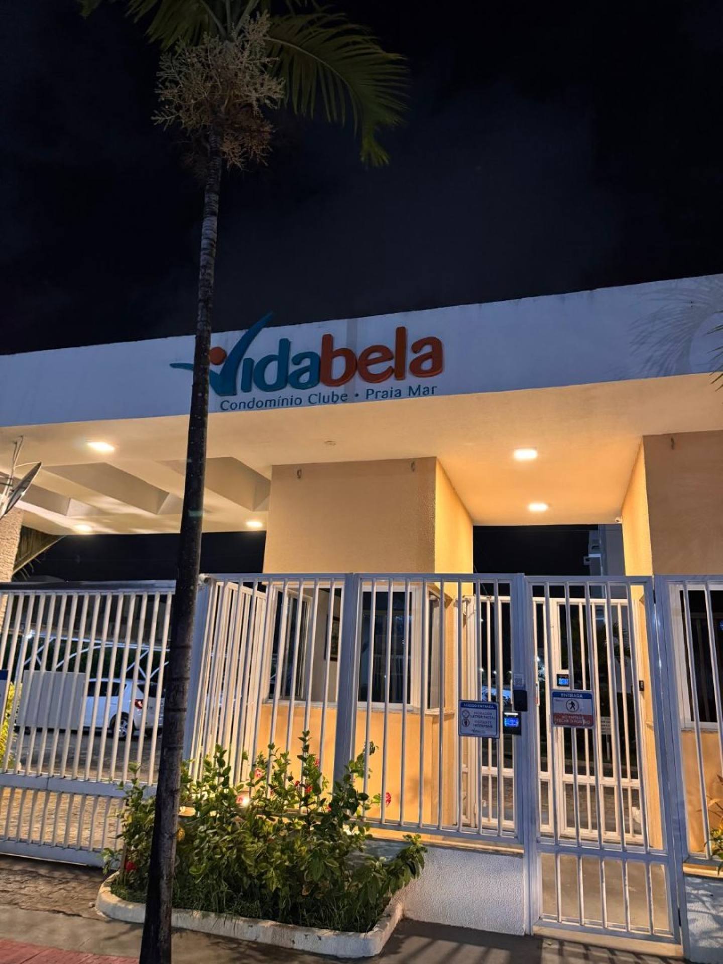 Apartamento  Condomínio Vida Bela