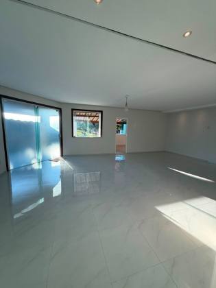 Casa à Venda no Condomínio San Diego – Aruana